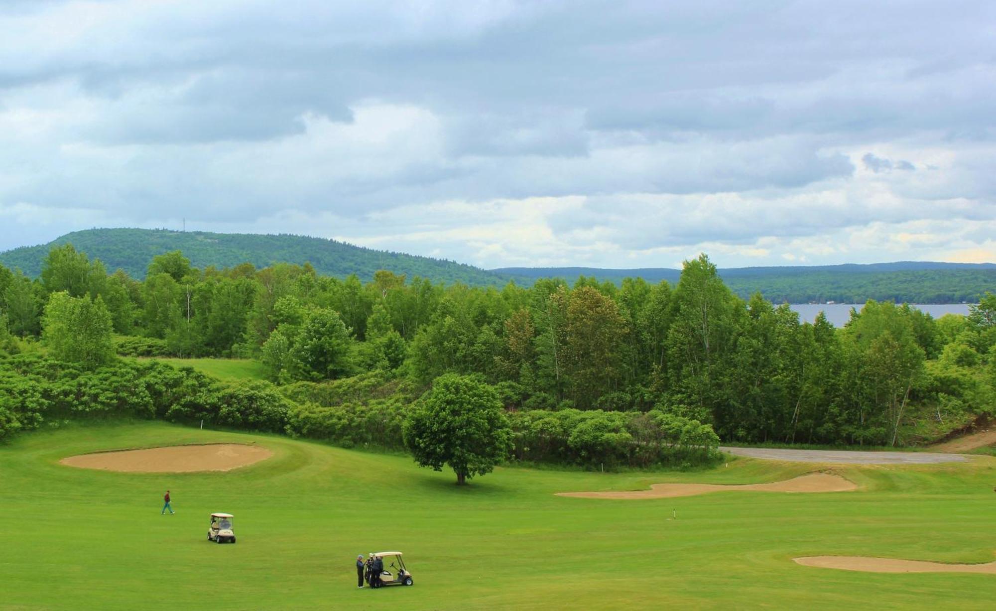 Highlands Four Season Resort Calabogie Eksteriør billede